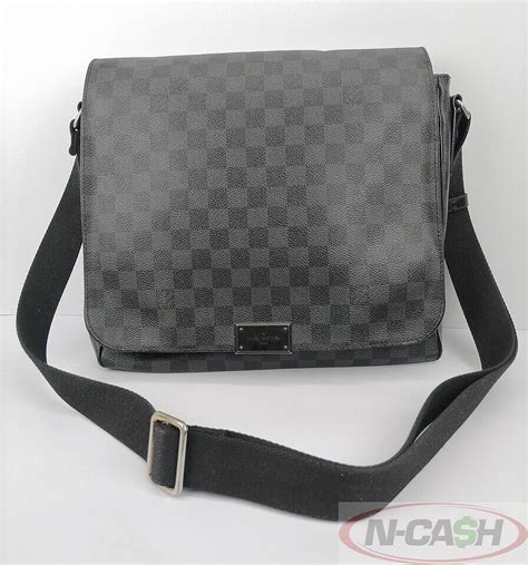 district mm louis vuitton price|Louis Vuitton.